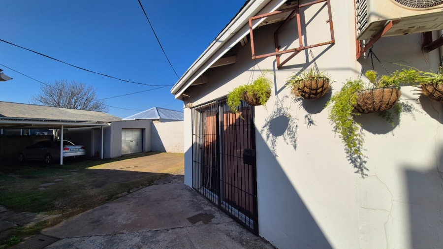 To Let 1 Bedroom Property for Rent in Queenstown Central Eastern Cape